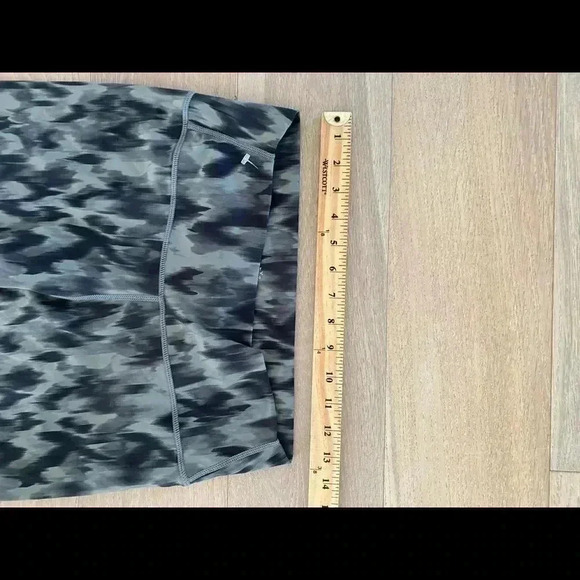 Varley Luna Printed leggings large animal grey - Picture 9 of 13